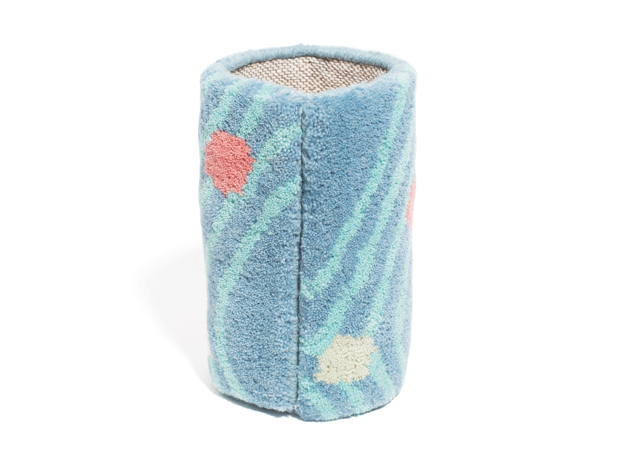 Tufted Vase - Askja in Ros