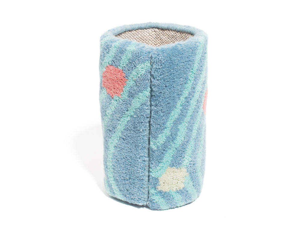 Tufted Vase - Askja in Ros